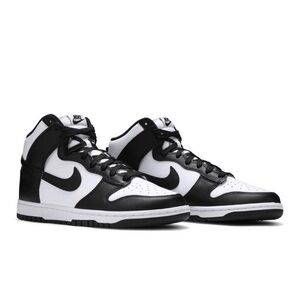 Nike Men's High-Top Black and White Sneakers